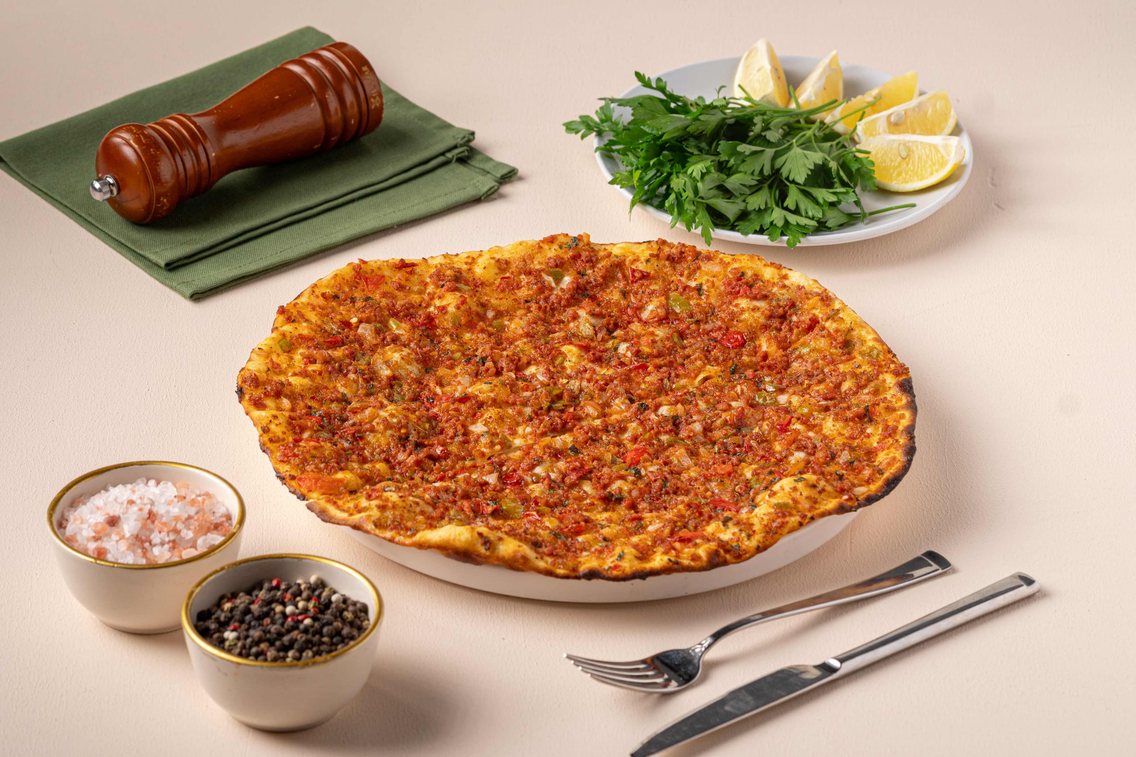 Acılı Lahmacun