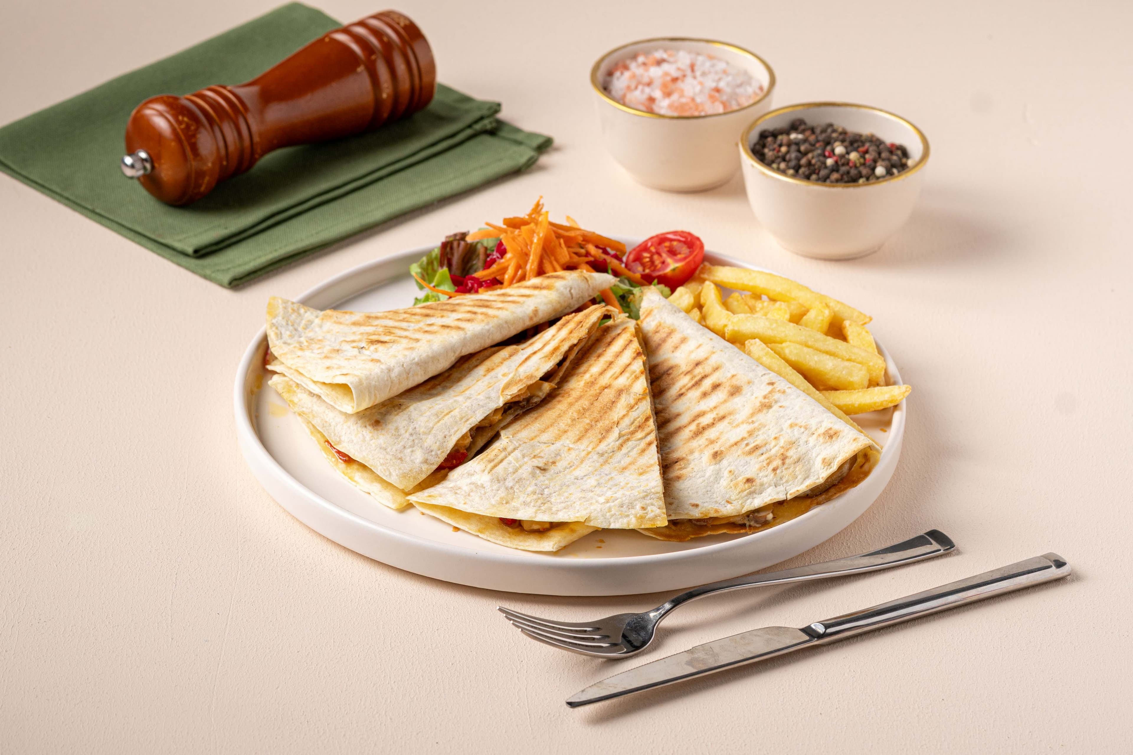 Tavuk Quesadilla