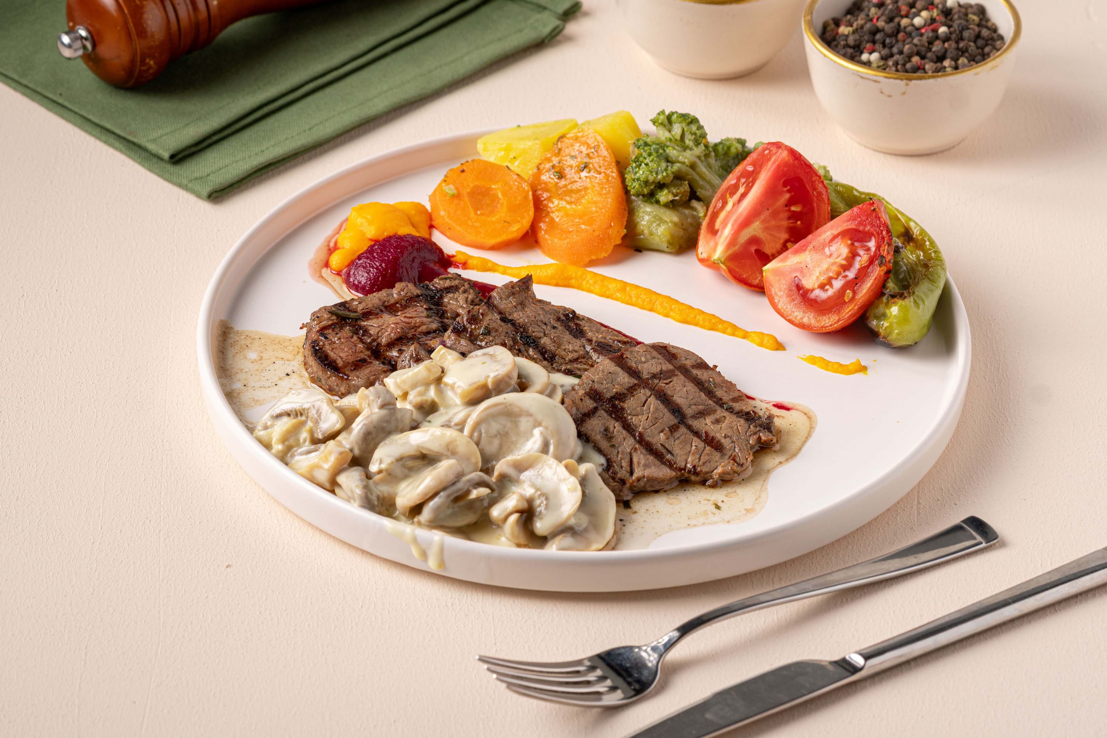 Kremalı Mantarlı Dana Bonfile